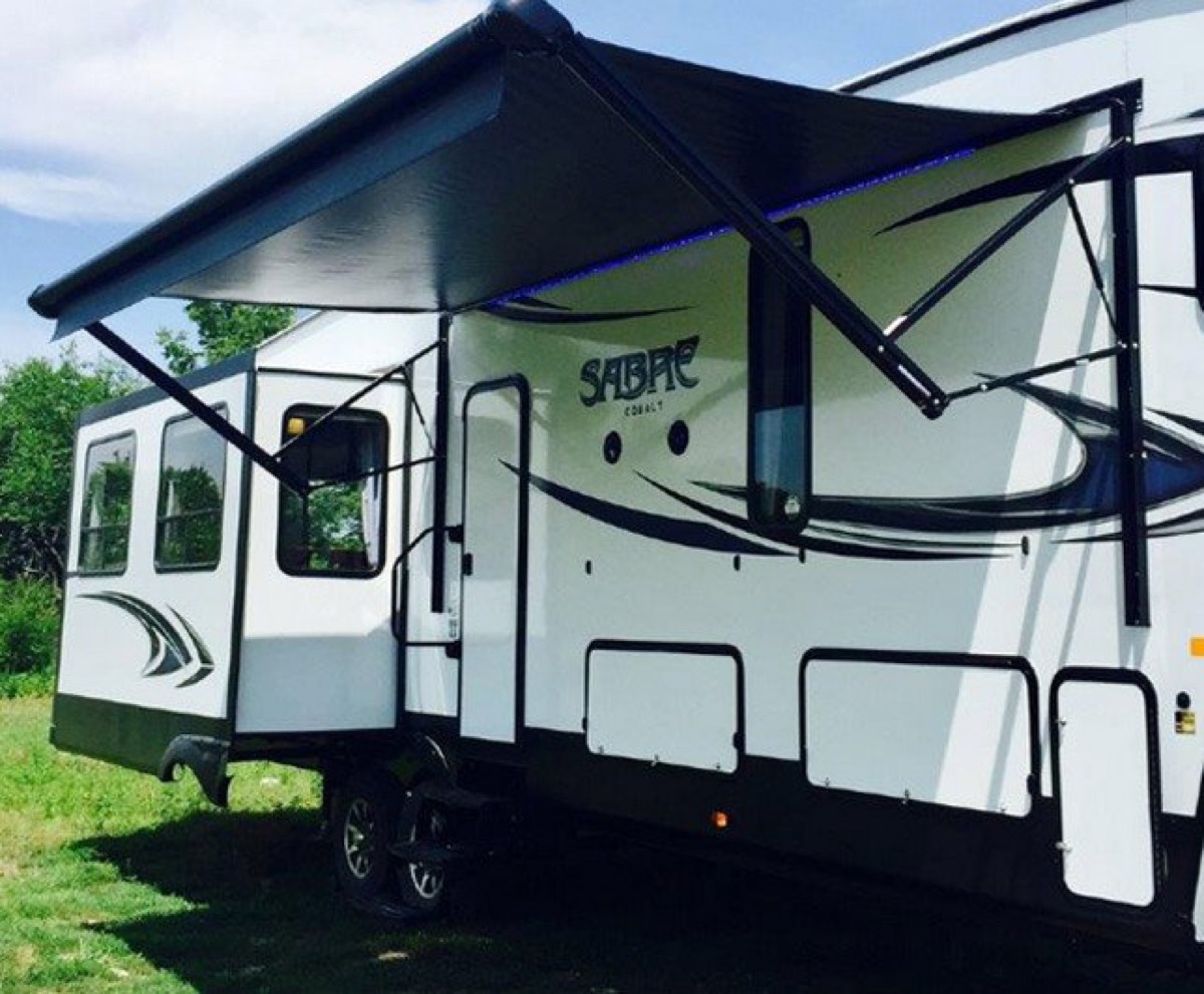 2018 Forest River Sabre 36BHQ Review